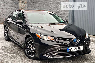 Toyota Camry  2017