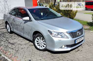 Toyota Camry  2014