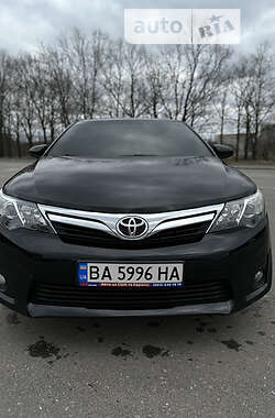 Toyota Camry  2012