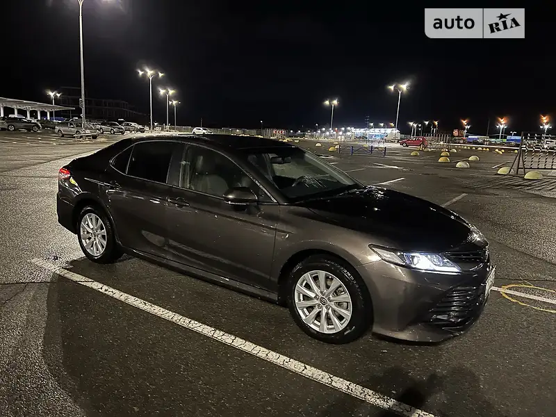 Toyota Camry 2020