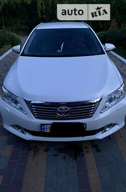 Toyota Camry  2012