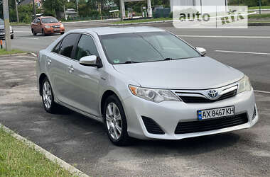 Toyota Camry  2013