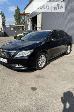 Toyota Camry  2012