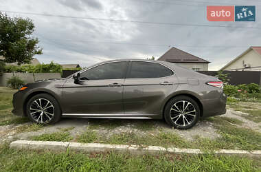 Toyota Camry 2017
