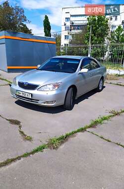 Toyota Camry  2004
