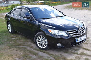 Toyota Camry  2010