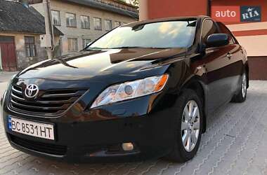 Toyota Camry  2008