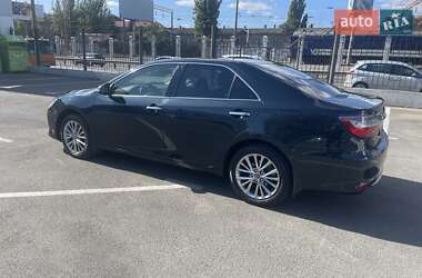 Toyota Camry  2016