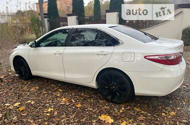 Toyota Camry LE 2016