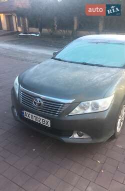 Toyota Camry 2012