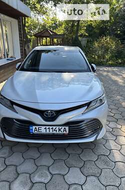 Toyota Camry  2020