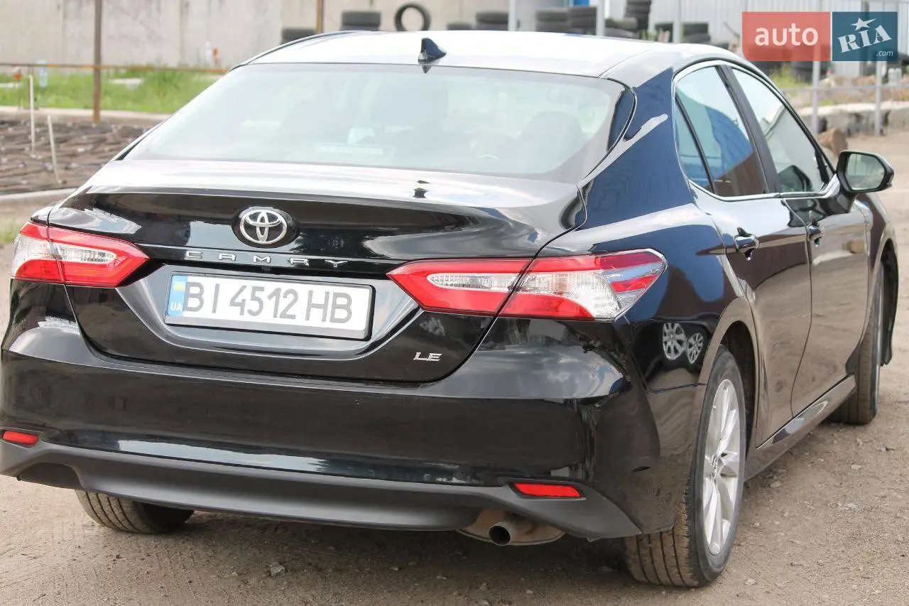 2019 Toyota Camry - мініатюра 3