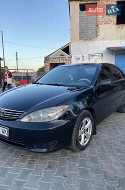 Toyota Camry  2005