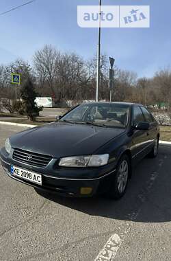 Toyota Camry  1998