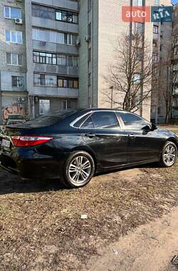 Toyota Camry  2015
