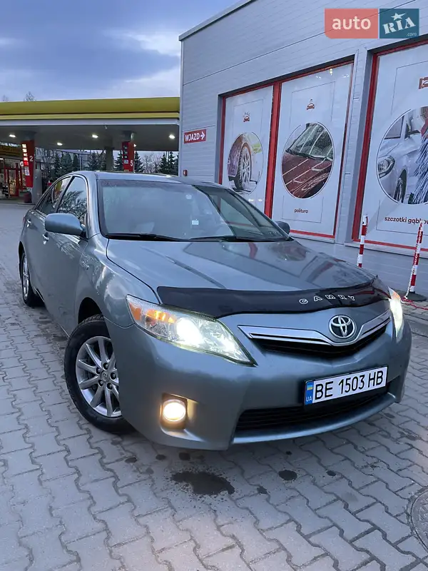 Toyota Camry 2010