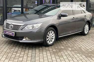 Toyota Camry  2014