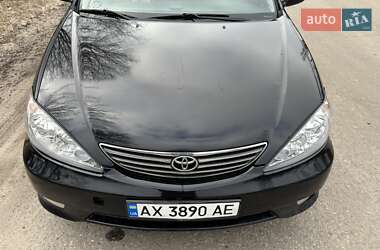 Toyota Camry  2005