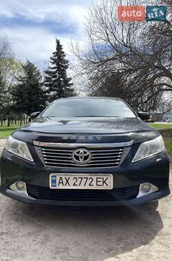 Toyota Camry  2011