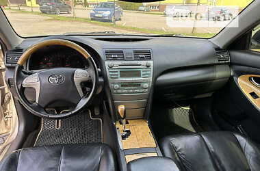 Toyota Camry  2006