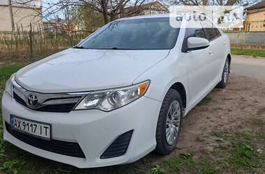 Toyota Camry  2014