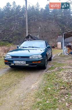 Toyota Camry  1993