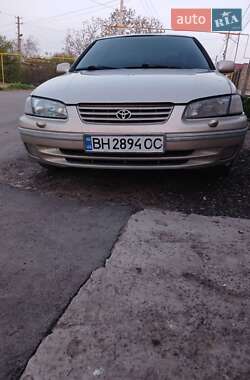 Toyota Camry 1998
