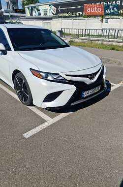 Toyota Camry 2018