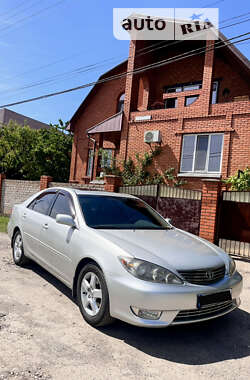 Toyota Camry  2005