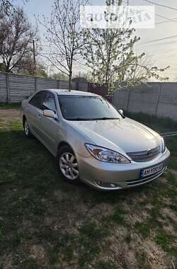 Toyota Camry  2004