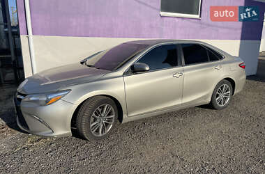 Toyota Camry 2015