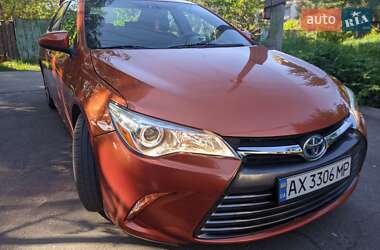Toyota Camry  2015