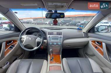 Toyota Camry  2007