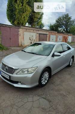 Toyota Camry  2013