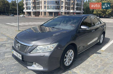 Toyota Camry 2012