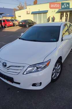 Toyota Camry  2011