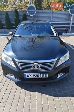 Toyota Camry 2011