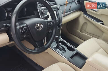 Toyota Camry  2016