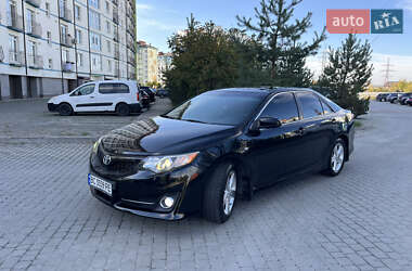 Toyota Camry  2013