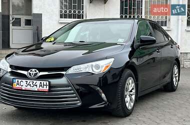 Toyota Camry  2015