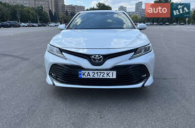 Toyota Camry 2017