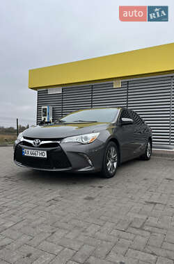 Toyota Camry  2015