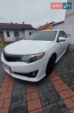 Toyota Camry 2013