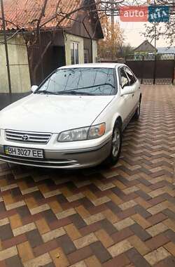 Toyota Camry  2000