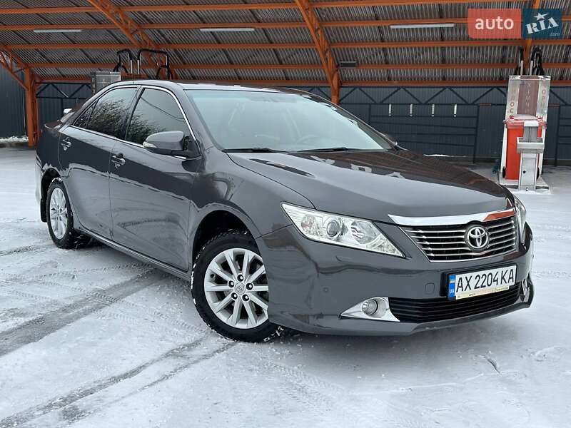 Toyota Camry 2013 года в Харькове