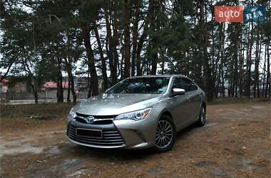 Toyota Camry  2015