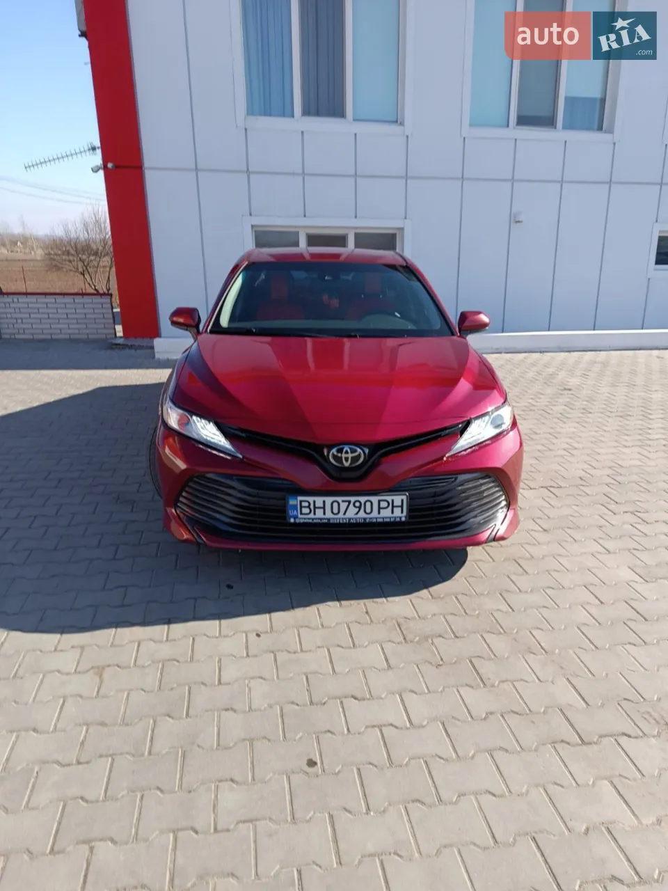 2018 Toyota Camry - мініатюра 2