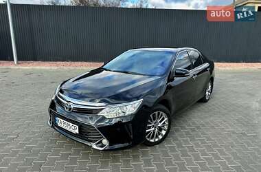 Toyota Camry  2016