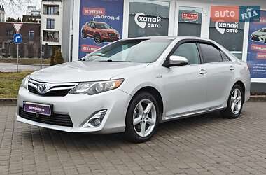 Toyota Camry  2012