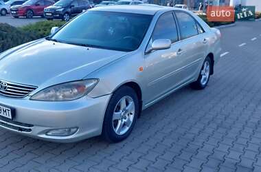 Toyota Camry  2002